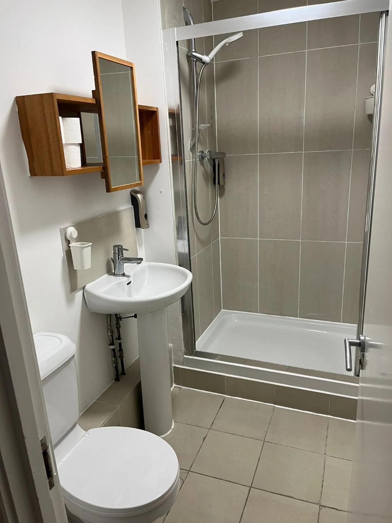 Westciti Chatsworth Road Apartments Κρόιντον Εξωτερικό φωτογραφία